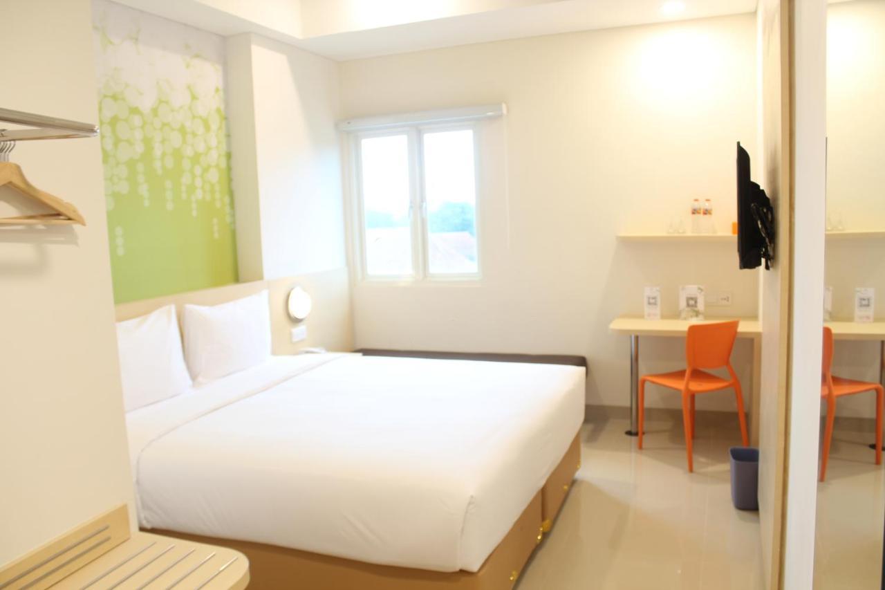 เซสต์ โฮเทล ปารัง ราจา โซโล Hotel Bonorejo ภายนอก รูปภาพ