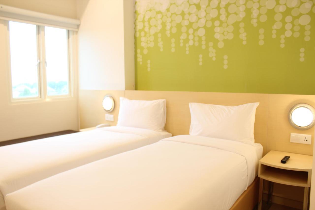 เซสต์ โฮเทล ปารัง ราจา โซโล Hotel Bonorejo ภายนอก รูปภาพ