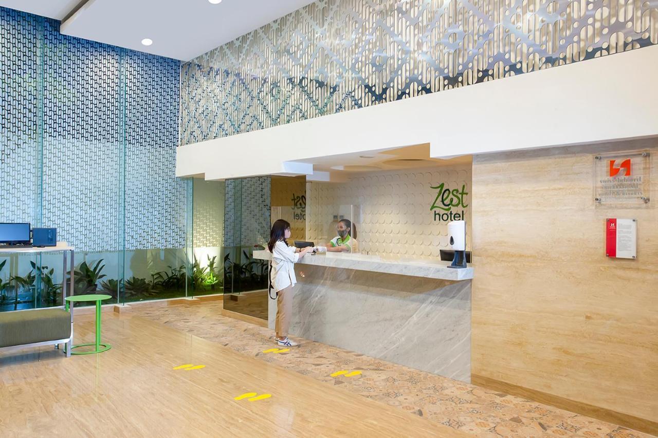 เซสต์ โฮเทล ปารัง ราจา โซโล Hotel Bonorejo ภายนอก รูปภาพ