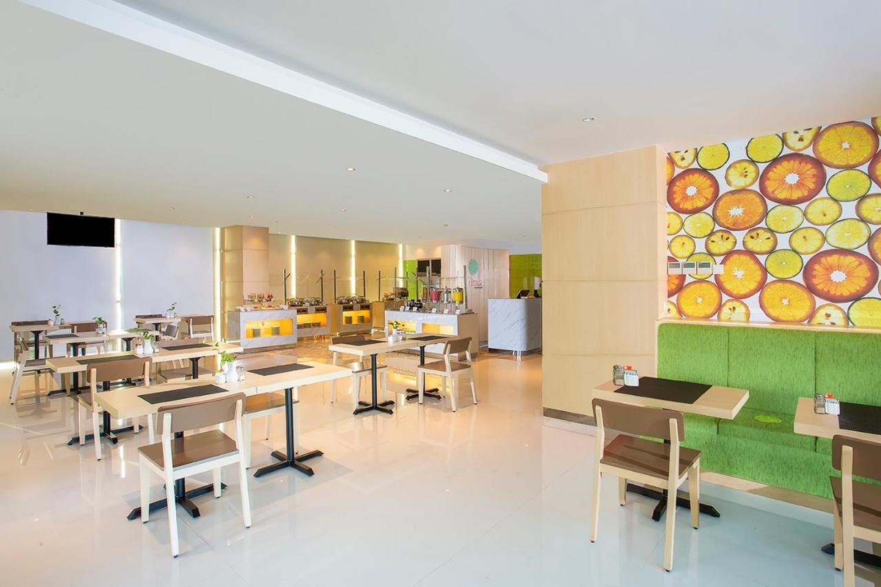 เซสต์ โฮเทล ปารัง ราจา โซโล Hotel Bonorejo ภายนอก รูปภาพ
