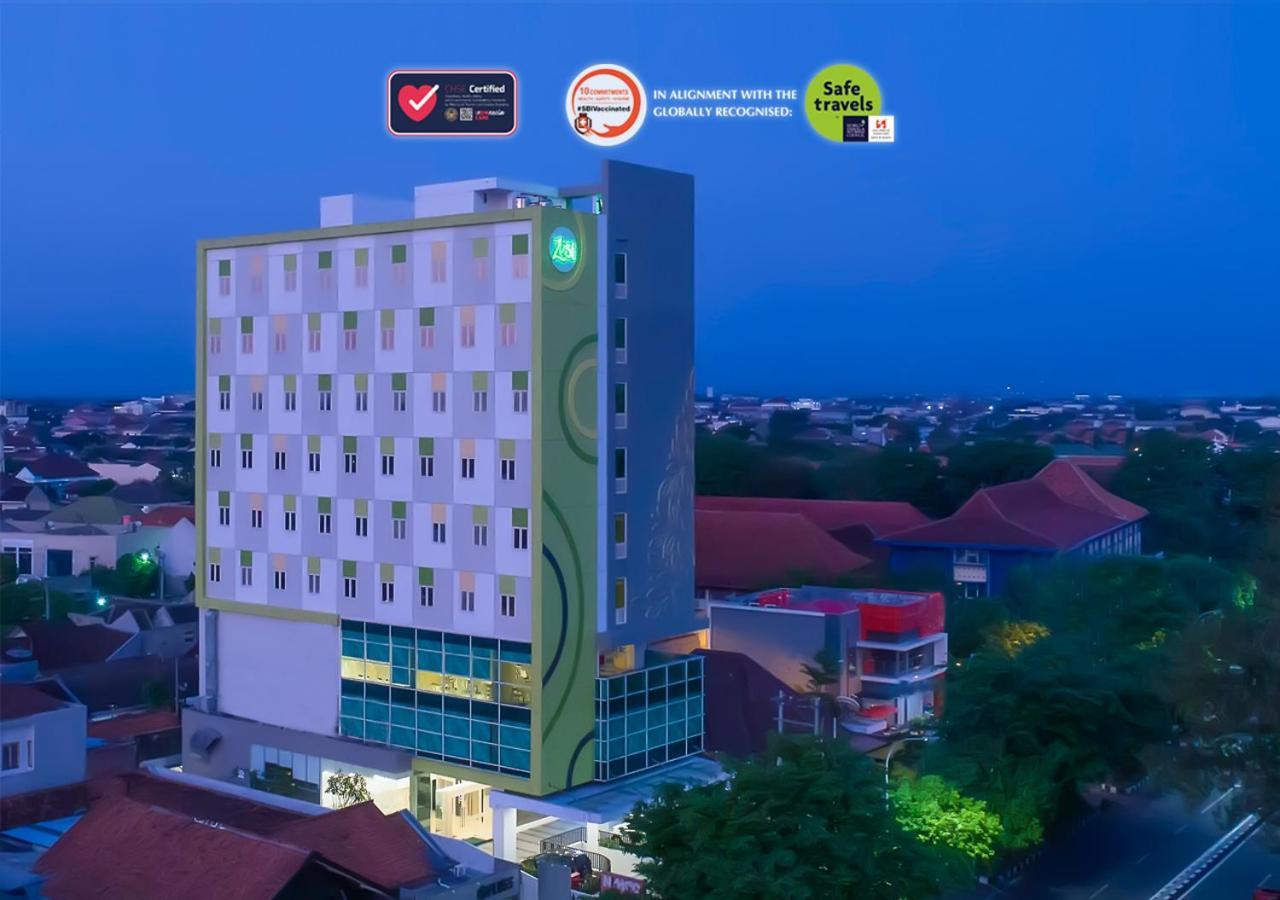 เซสต์ โฮเทล ปารัง ราจา โซโล Hotel Bonorejo ภายนอก รูปภาพ